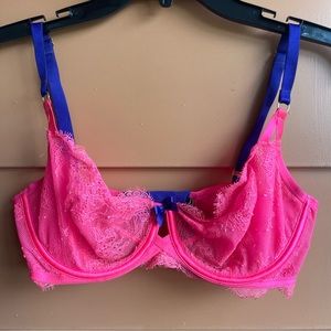 Lace VS bra